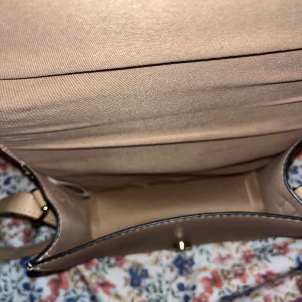 Purse - Picture 3 of 3